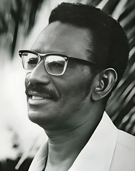 Cheikh Anta DIOP